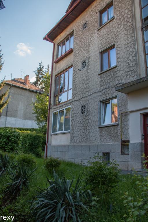 Chic Apartment Braşov Exterior foto