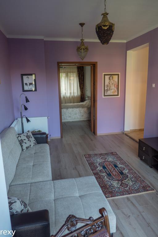 Chic Apartment Braşov Exterior foto