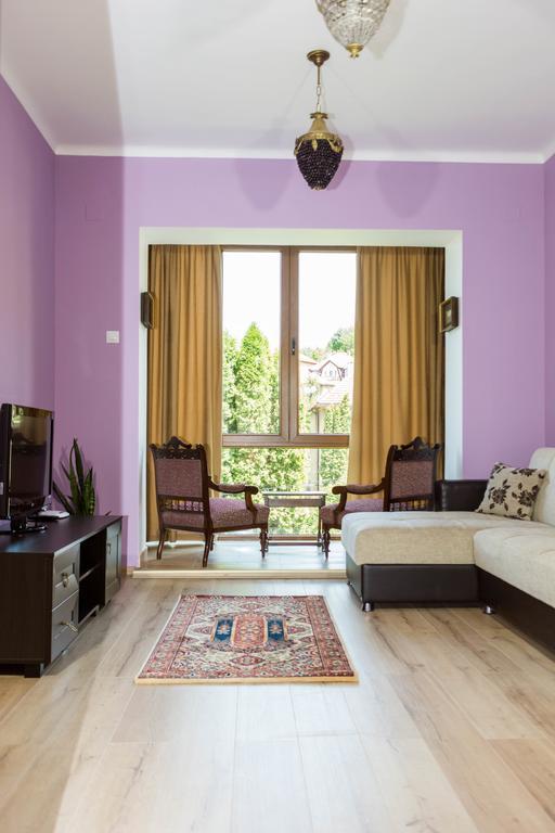 Chic Apartment Braşov Exterior foto